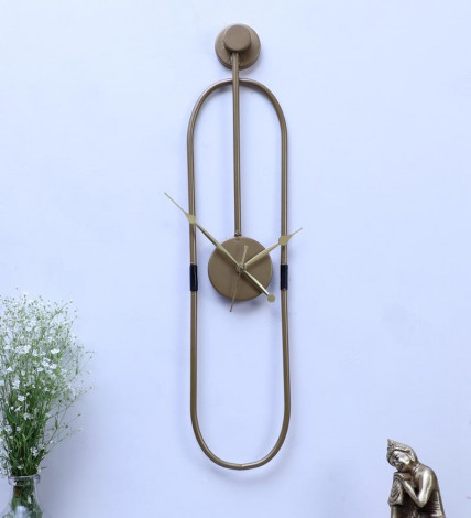Gold Pipe Oval Clock
