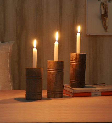Mangowood Pillar Candle Stand Set of 3